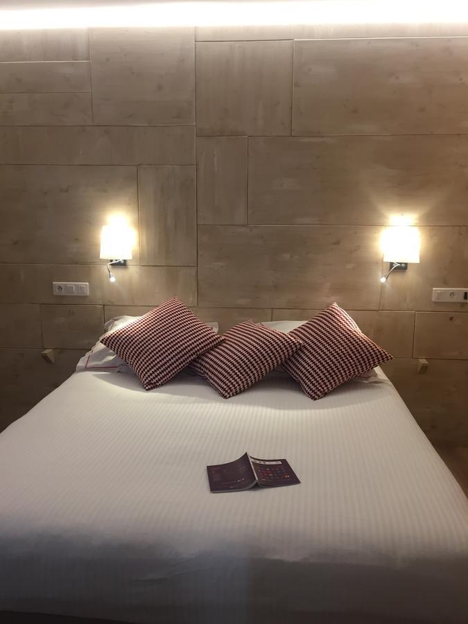 The Originals Boutique, Hotel Alize, Evian-Les-Bains Bagian luar foto