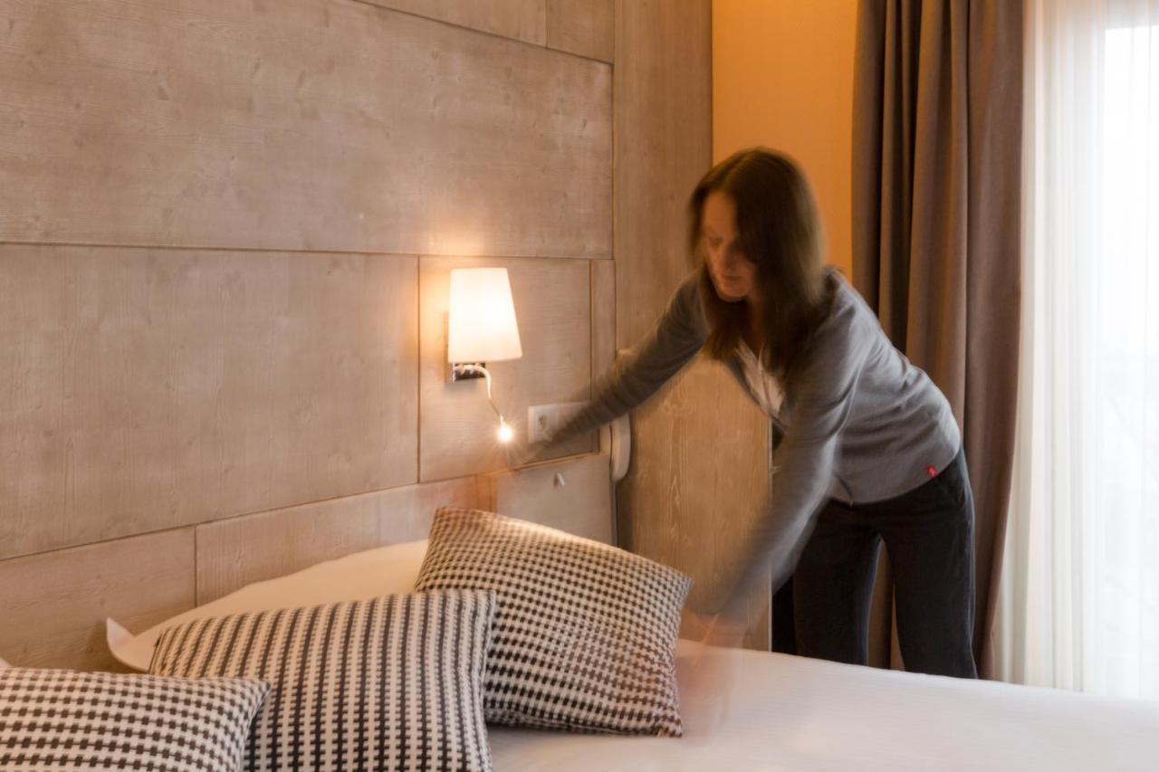 The Originals Boutique, Hotel Alize, Evian-Les-Bains Bagian luar foto